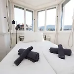 Basic & Cozy & Walkable Διαμέρισμα