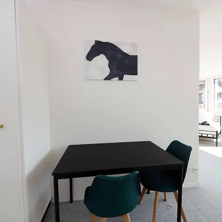 Apartament Basic & Cozy & Walkable *